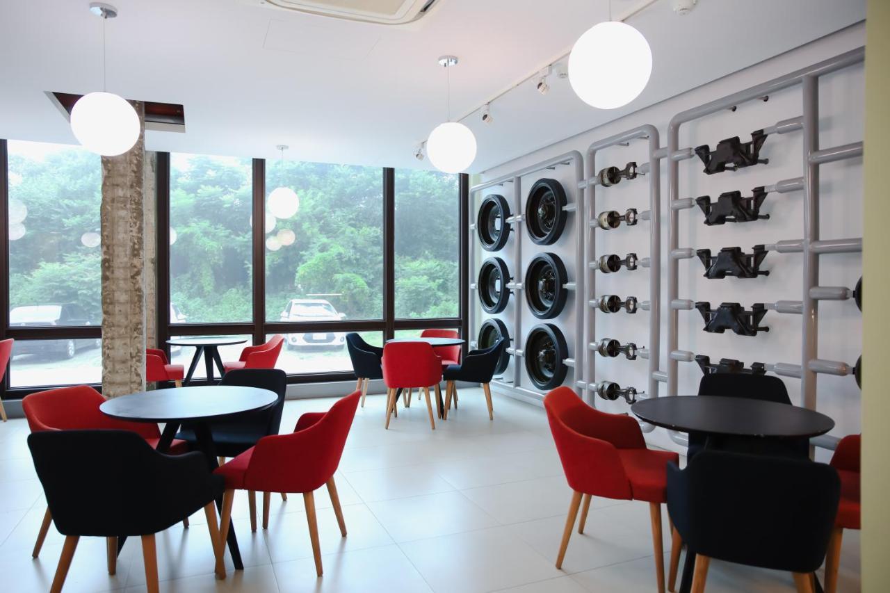 823 Tourist Hotel Jinhu Zewnętrze zdjęcie